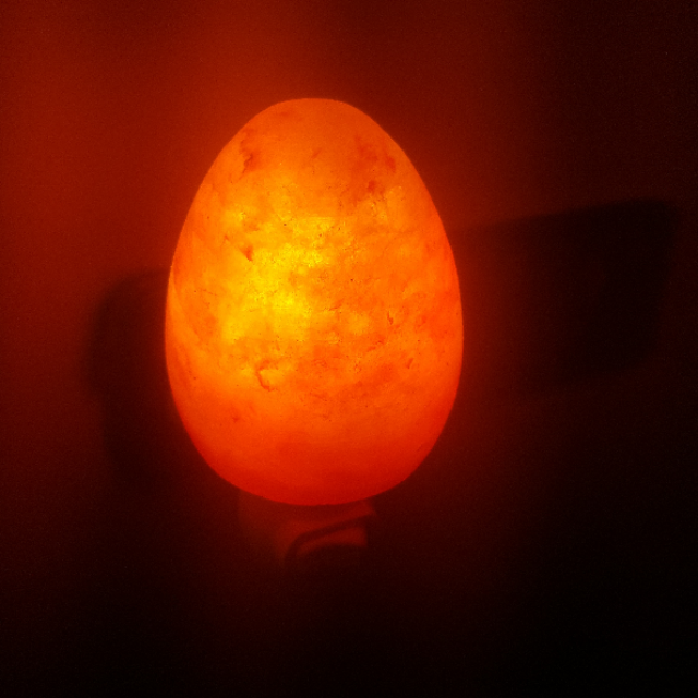 himalayan egg shape with light